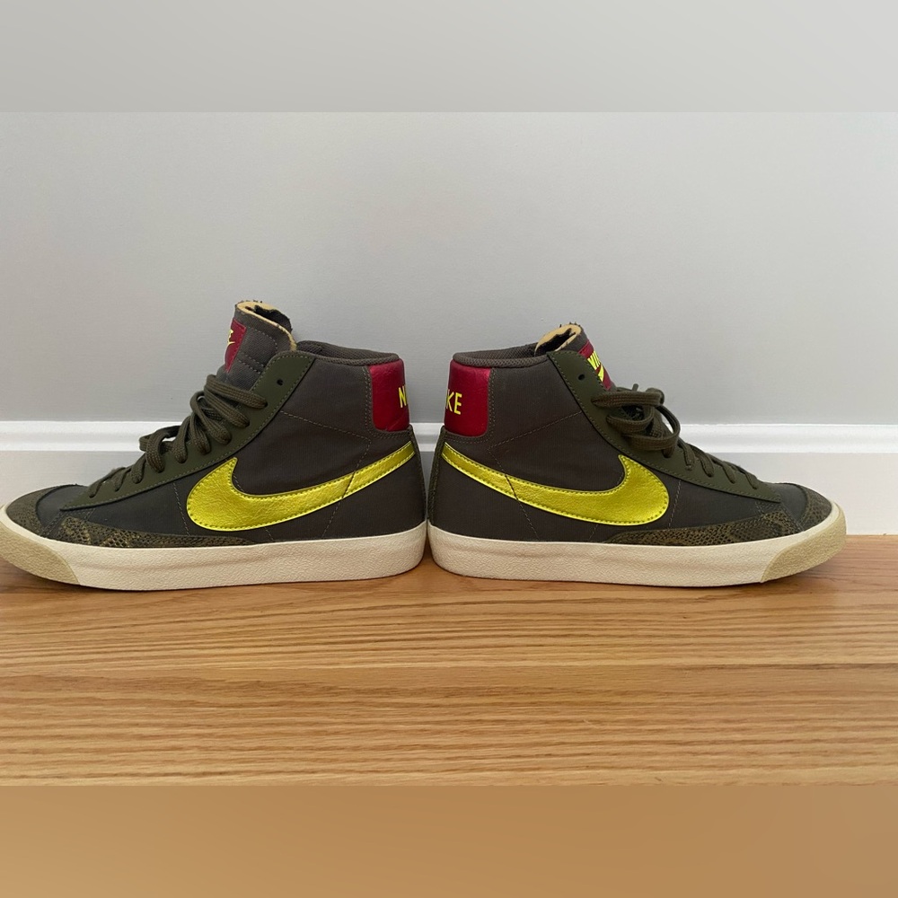 Nike Blazer Mid 77